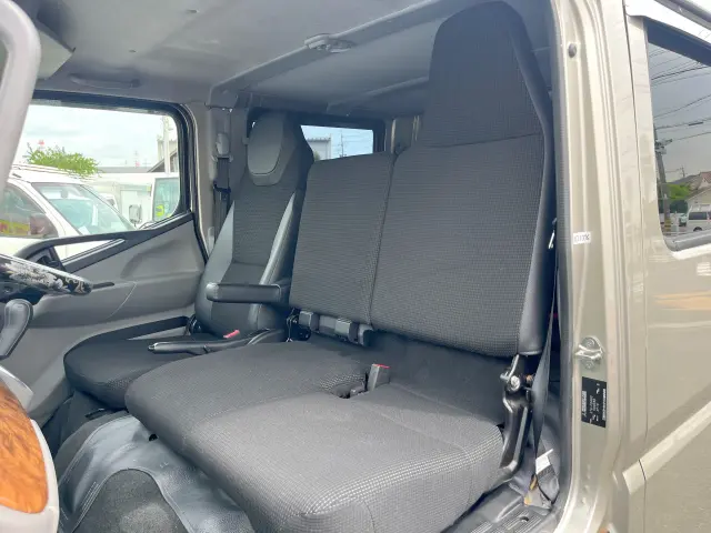 三菱 キャンター 2TG-FDA00(4WD)の写真14