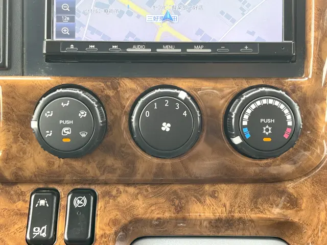 三菱 キャンター 2TG-FDA00(4WD)の写真20