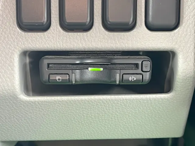 三菱 キャンター 2TG-FDA00(4WD)の写真24
