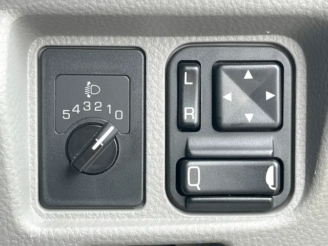 三菱 キャンター 2TG-FDA00(4WD)の写真25