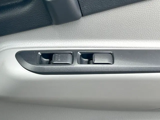 三菱 キャンター 2TG-FDA00(4WD)の写真28