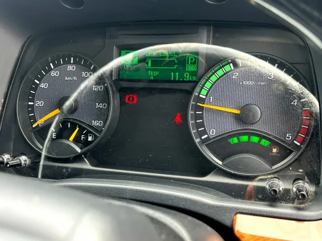 三菱 キャンター 2TG-FDA00(4WD)の写真31