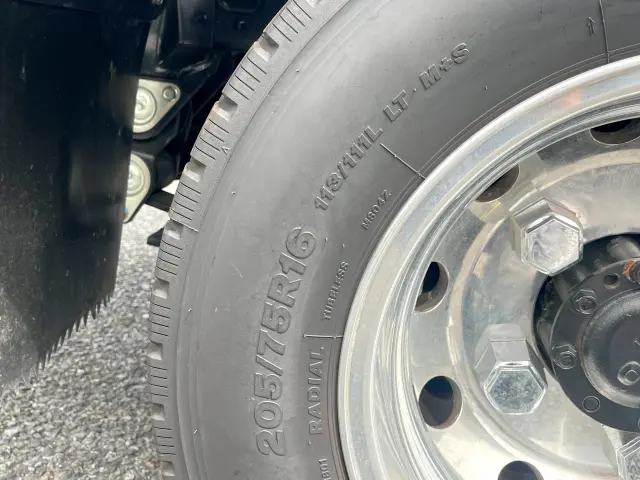 三菱 キャンター 2TG-FDA00(4WD)の写真43