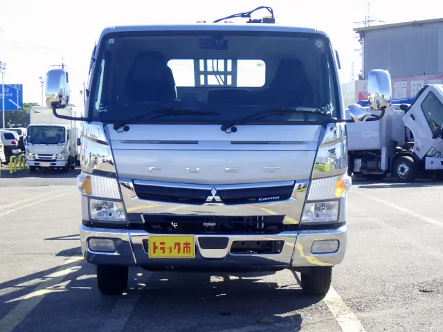 三菱 キャンター 2PG-FEB80(2WD)の写真3