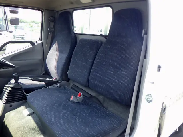 日野 デュトロ TKG-XZU605M(2WD)の写真12