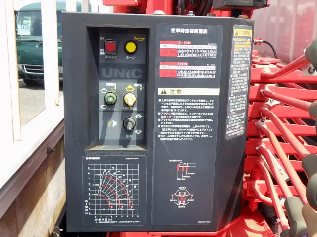いすゞ エルフ TRG-NPR85AR(2WD)の写真11
