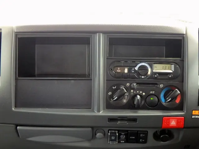 いすゞ エルフ TRG-NPR85AR(2WD)の写真20