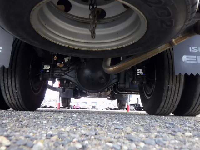 いすゞ エルフ TRG-NPR85AR(2WD)の写真24