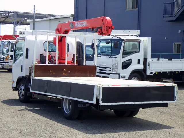 いすゞ エルフ TRG-NPR85AR(2WD)の写真30
