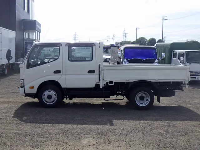 トヨタ ダイナ 2KG-XZU685(4WD)の写真4