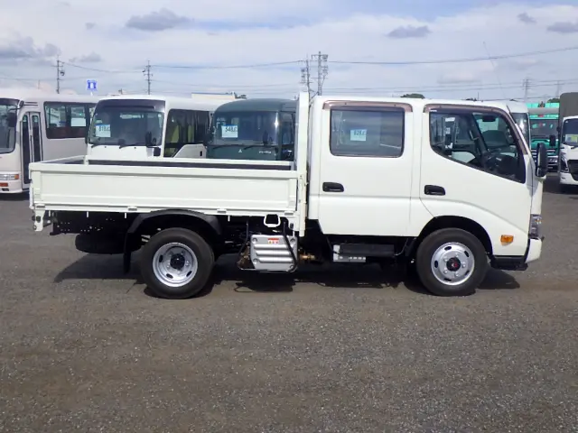 トヨタ ダイナ 2KG-XZU685(4WD)の写真5