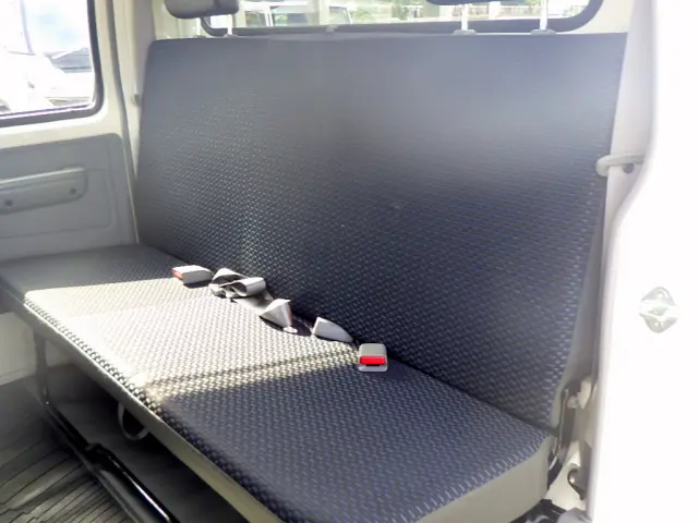 トヨタ ダイナ 2KG-XZU685(4WD)の写真12