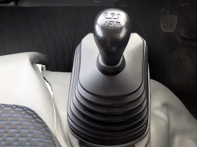 トヨタ ダイナ 2KG-XZU685(4WD)の写真14