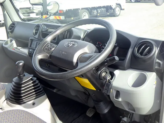 トヨタ ダイナ 2KG-XZU685(4WD)の写真41