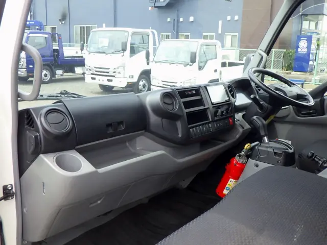 日野 デュトロ 2RG-XZC710M(2WD)の写真29