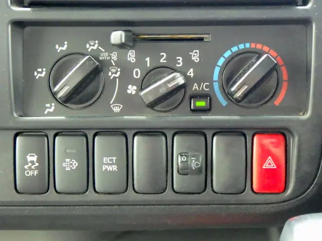 日野 デュトロ 2RG-XZC710M(2WD)の写真34