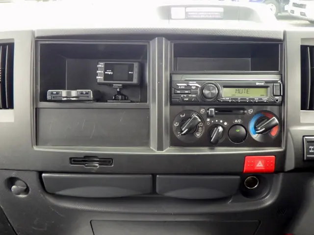 マツダ タイタン 2RG-LJS88A(4WD)の写真14