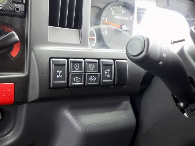 マツダ タイタン 2RG-LJS88A(4WD)の写真15