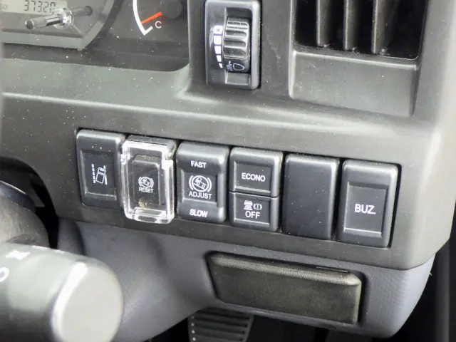 マツダ タイタン 2RG-LJS88A(4WD)の写真16