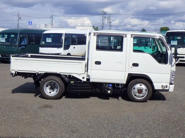 いすゞ エルフ 2RG-NHS88A(4WD)の写真5
