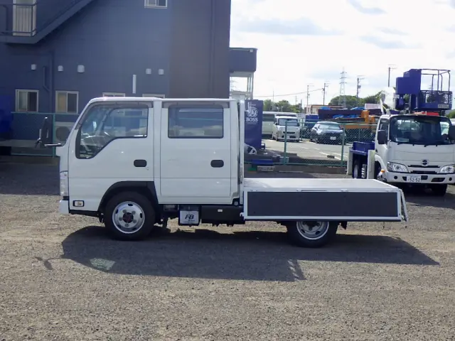 いすゞ エルフ 2RG-NHS88A(4WD)の写真8