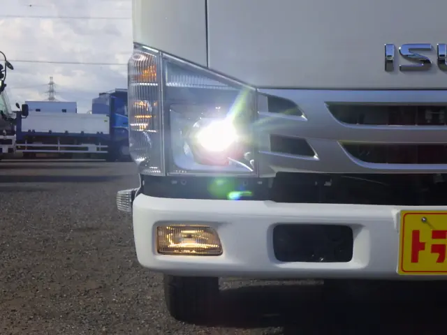 いすゞ エルフ 2RG-NHS88A(4WD)の写真26