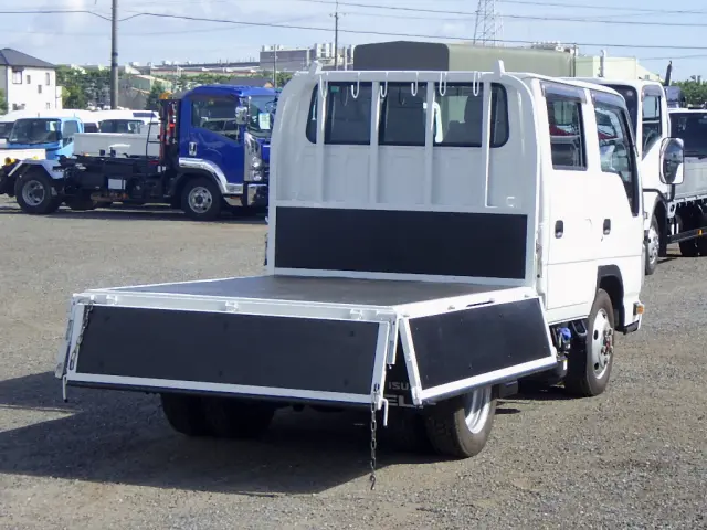 いすゞ エルフ 2RG-NHS88A(4WD)の写真29