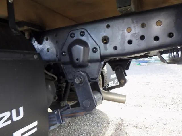 いすゞ エルフ 2RG-NHS88A(4WD)の写真38