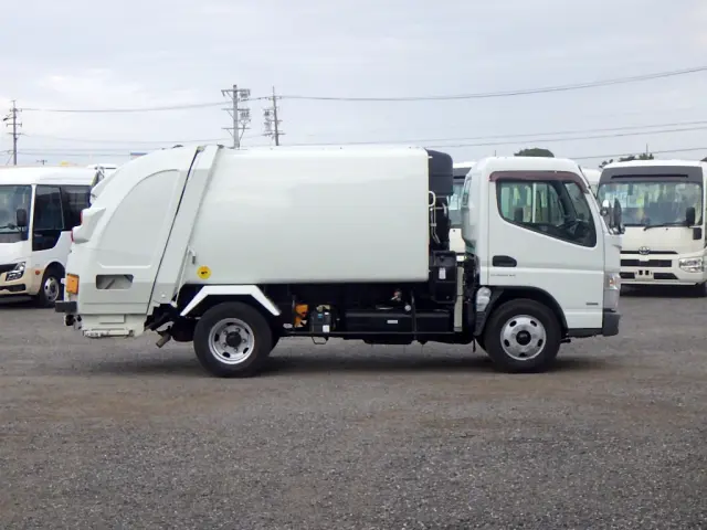 三菱 キャンター TPG-FEA50(2WD)の写真5