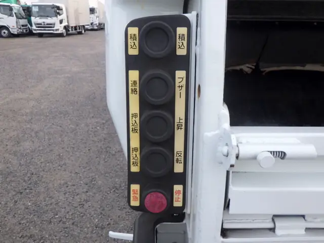 三菱 キャンター TPG-FEA50(2WD)の写真13