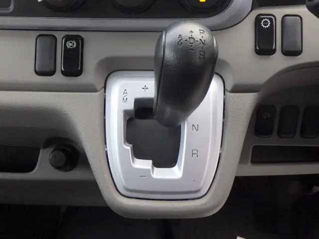 三菱 キャンター TPG-FEA50(2WD)の写真19