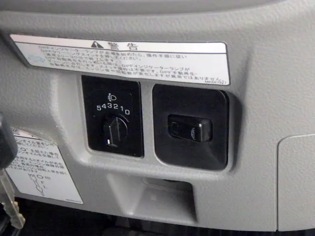 三菱 キャンター TPG-FEA50(2WD)の写真24