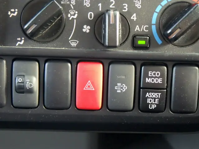 日野 デュトロ 2KG-XZU655M(2WD)の写真48