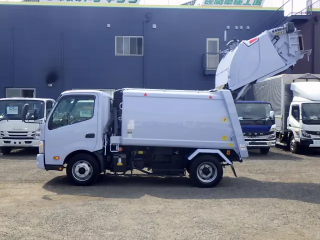 日野 デュトロ 2RG-XZU702M(2WD)の写真11