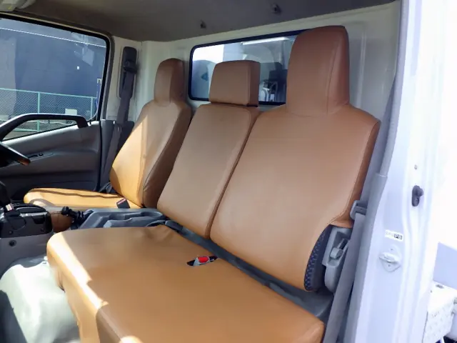 日野 デュトロ 2RG-XZU702M(2WD)の写真18