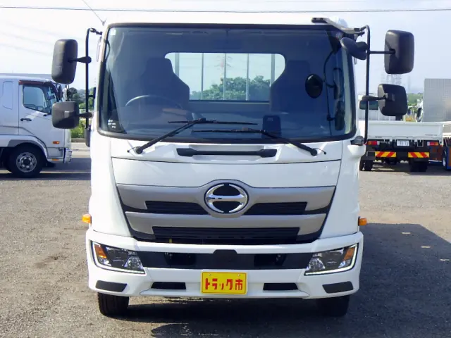 日野 レンジャー 2PG-FC2ABA(2WD)の写真3