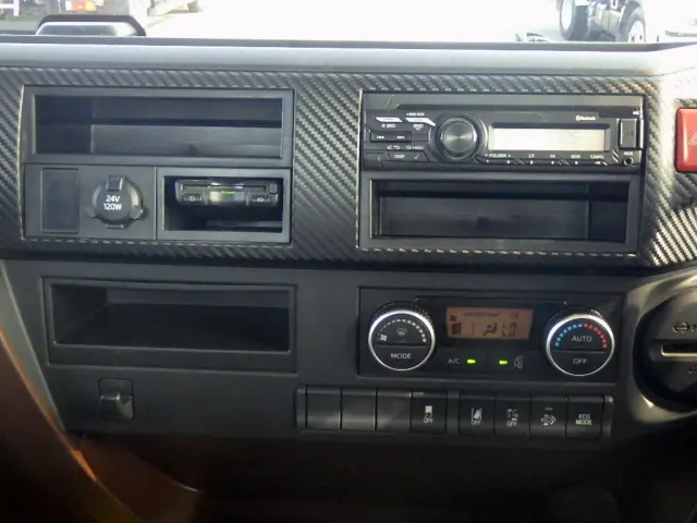 日野 レンジャー 2PG-FC2ABA(2WD)の写真14