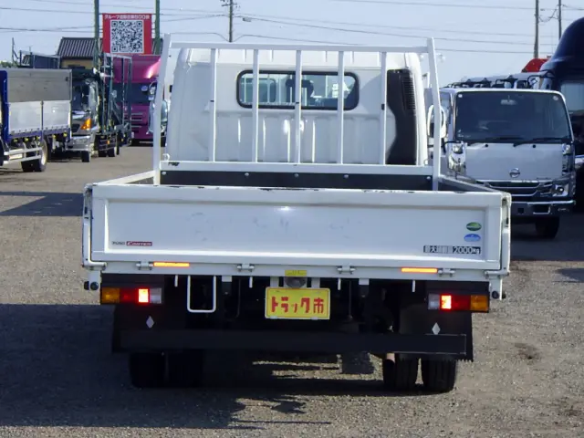 三菱 キャンター TPG-FEB20(2WD)の写真6
