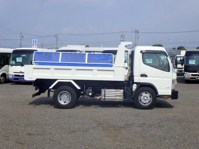 三菱 キャンター 2PG-FEBM0(2WD)の写真5