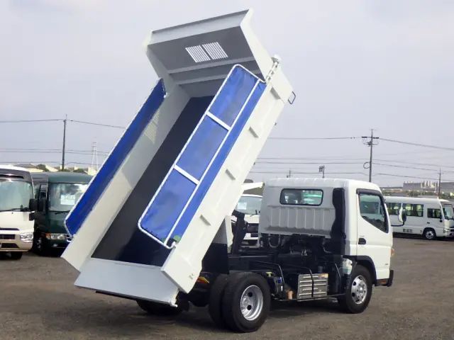 三菱 キャンター 2PG-FEBM0(2WD)の写真7