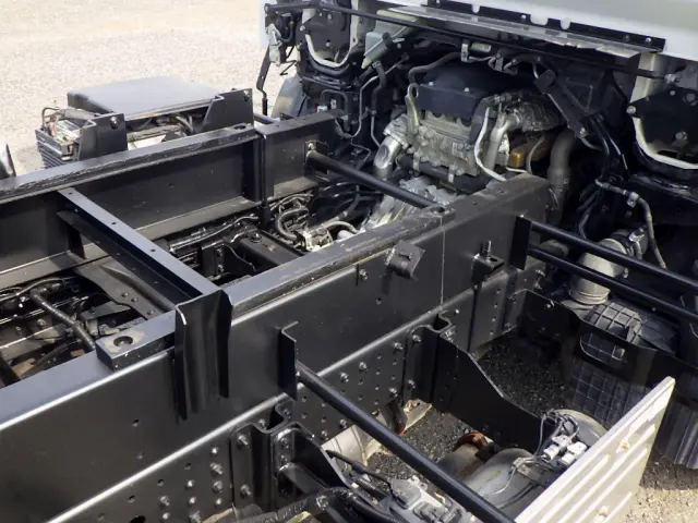 三菱 キャンター 2PG-FEBM0(2WD)の写真11