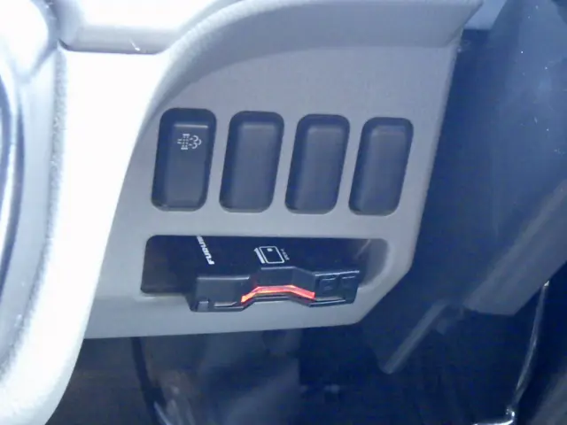 三菱 キャンター 2PG-FEBM0(2WD)の写真17