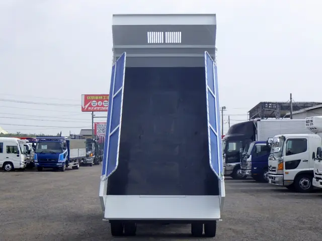 三菱 キャンター 2PG-FEBM0(2WD)の写真30