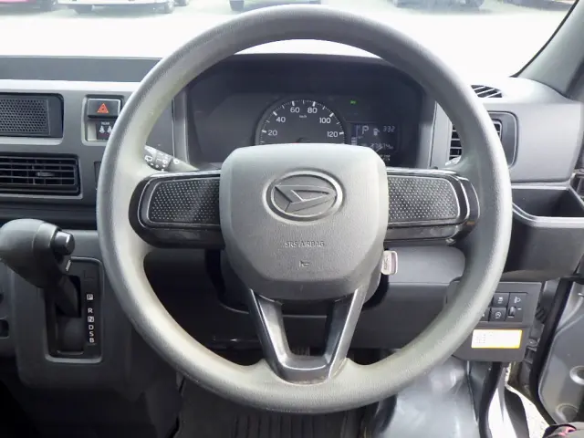ダイハツ ハイゼットバン 3BD-S700V(2WD)の写真16