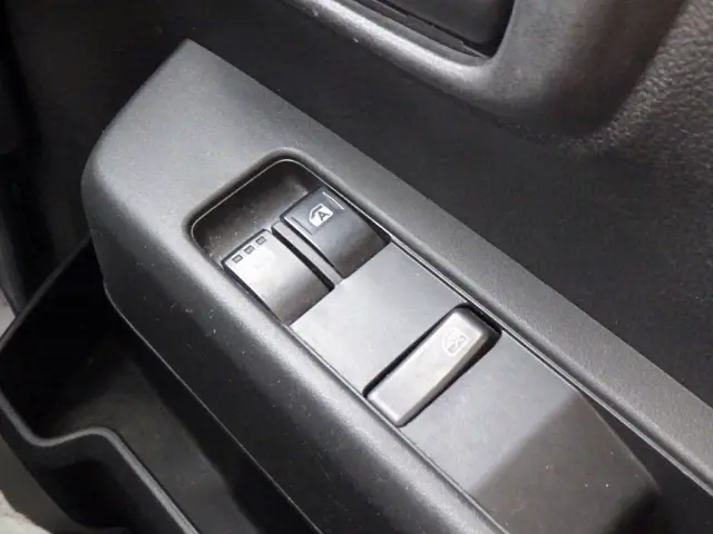 ダイハツ ハイゼットバン 3BD-S700V(2WD)の写真32