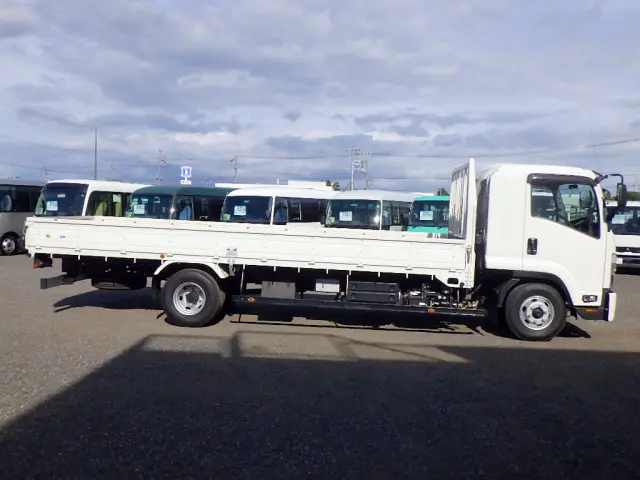 いすゞ フォワード 2PG-FRR90S2(2WD)の写真5