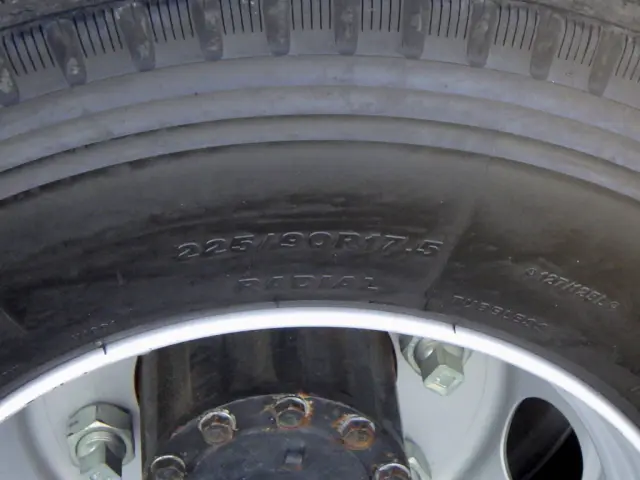 いすゞ フォワード 2PG-FRR90S2(2WD)の写真22
