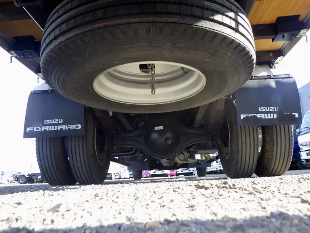 いすゞ フォワード 2PG-FRR90S2(2WD)の写真24