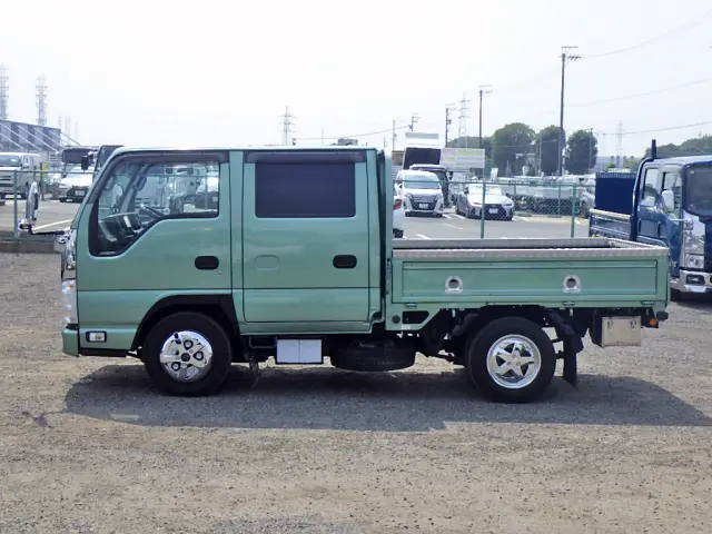 いすゞ エルフ TRG-NJR85A(2WD)の写真4
