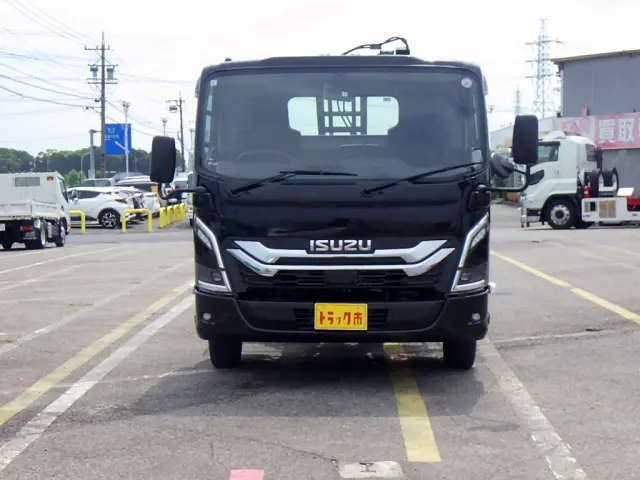 いすゞ エルフ 2PG-NPR88AM(2WD)の写真3